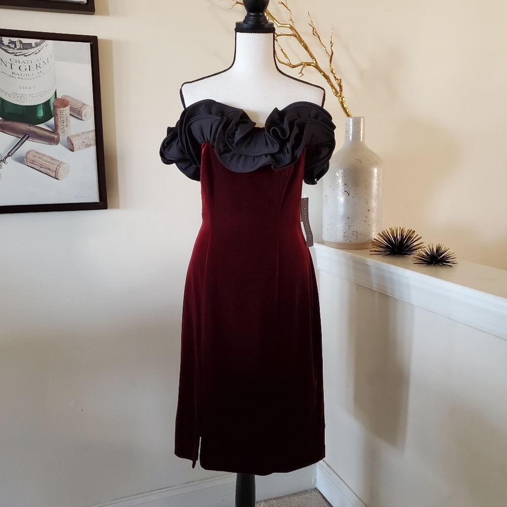 🔥Aidan Mattox Off the Shoulder Velvet Dress - Picture 2 of 16